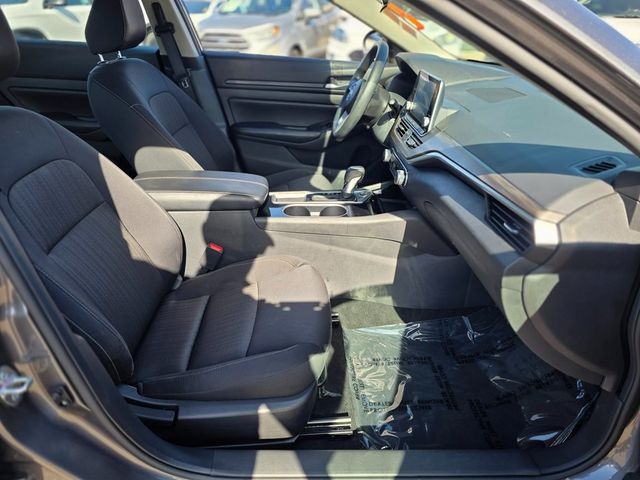 2024 Nissan Altima 2.5 SV Sedan - 22979154 - 7