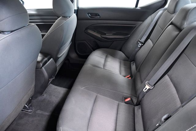 2024 Nissan Altima 2.5 SV Sedan - 22876726 - 9
