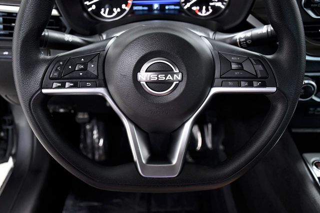 2024 Nissan Altima 2.5 SV Sedan - 22876726 - 19