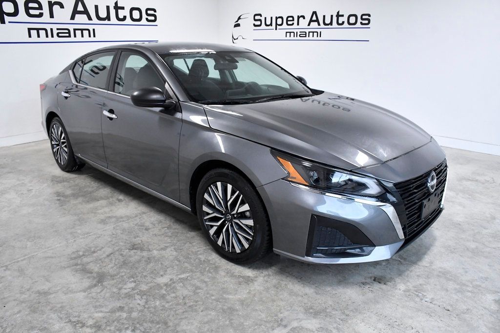 2024 Nissan Altima 2.5 SV Sedan - 22876726 - 2