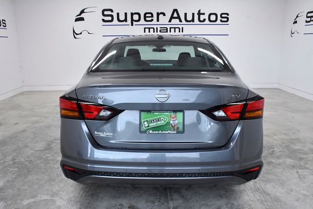 2024 Nissan Altima 2.5 SV Sedan - 22876726 - 4