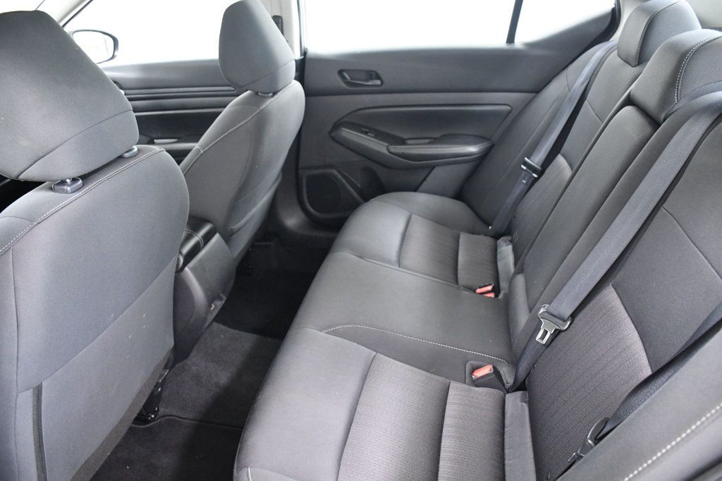 2024 Nissan Altima 2.5 SV Sedan - 22952588 - 9