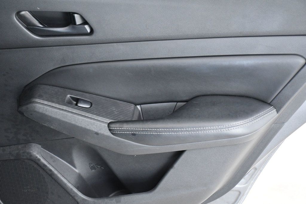 2024 Nissan Altima 2.5 SV Sedan - 22952588 - 14