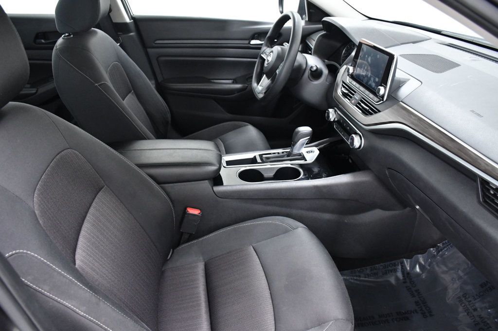 2024 Nissan Altima 2.5 SV Sedan - 22952588 - 15