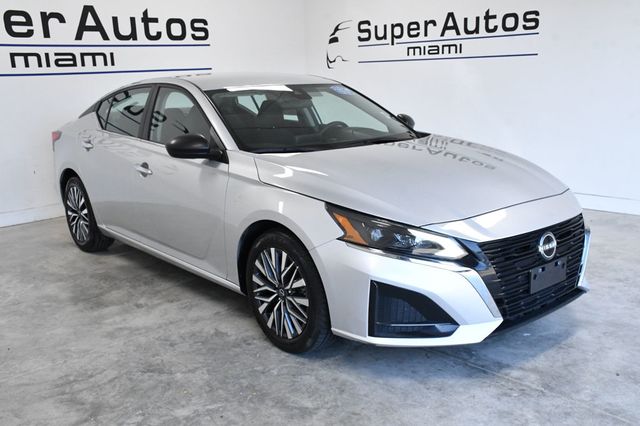 2024 Nissan Altima 2.5 SV Sedan - 22978523 - 2