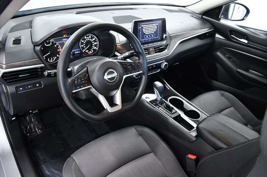 2024 Nissan Altima 2.5 SV Sedan - 22978523 - 7