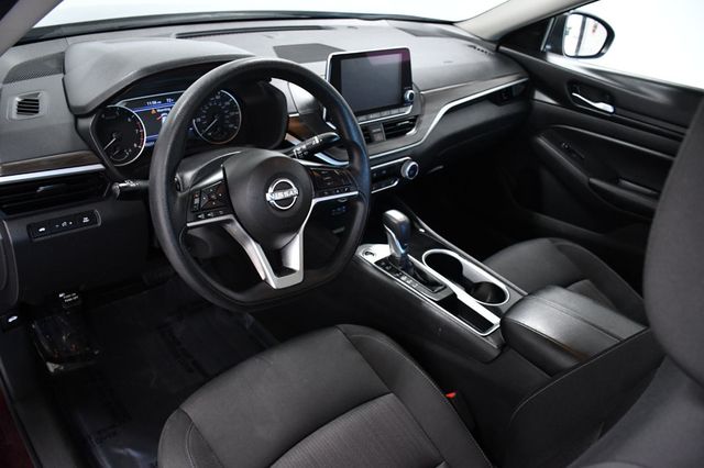 2024 Nissan Altima 2.5 SV Sedan - 22978526 - 7