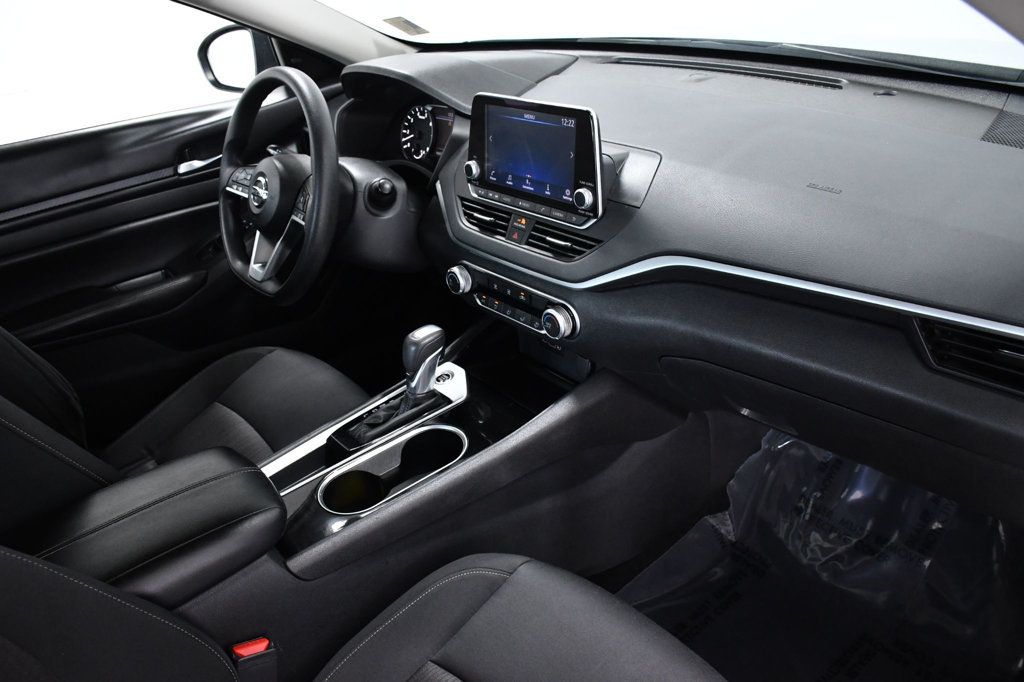 2024 Nissan Altima 2.5 SV Sedan - 23008394 - 16