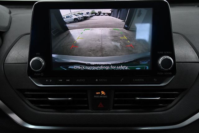 2024 Nissan Altima 2.5 SV Sedan - 23008394 - 24