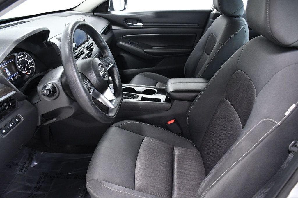 2024 Nissan Altima 2.5 SV Sedan - 23008394 - 6