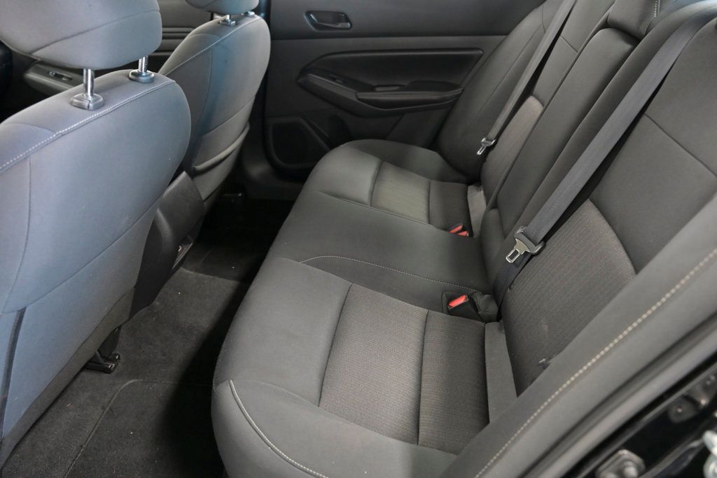 2024 Nissan Altima 2.5 SV Sedan - 23028794 - 9