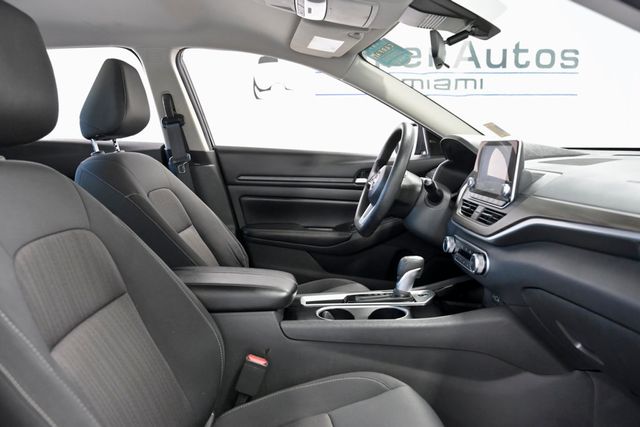 2024 Nissan Altima 2.5 SV Sedan - 23028794 - 15