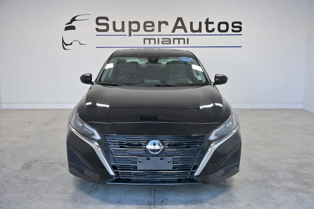 2024 Nissan Altima 2.5 SV Sedan - 23028794 - 1