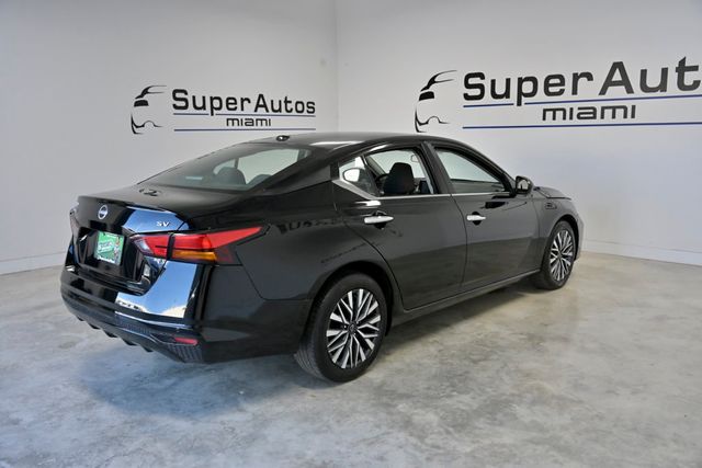 2024 Nissan Altima 2.5 SV Sedan - 23028794 - 3