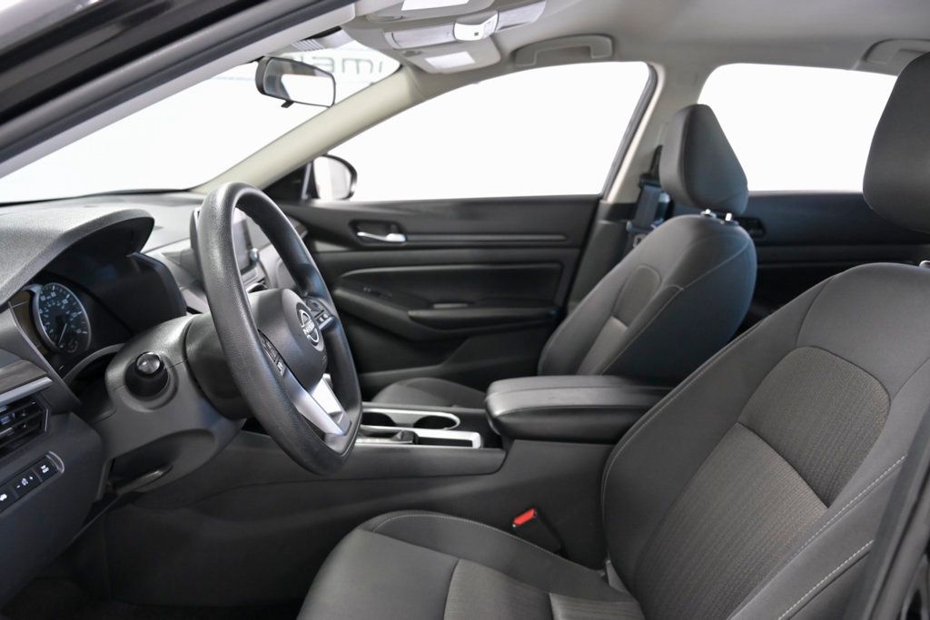 2024 Nissan Altima 2.5 SV Sedan - 23028794 - 6