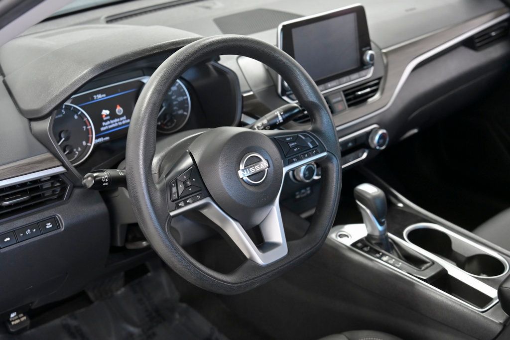2024 Nissan Altima 2.5 SV Sedan - 23028794 - 7