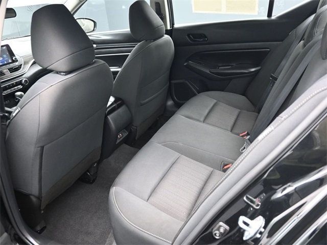 2024 Nissan Altima 2.5 SV Sedan - 22960916 - 12