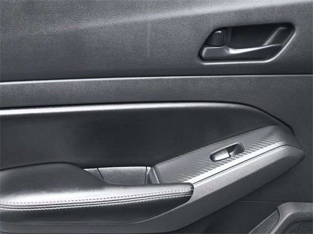 2024 Nissan Altima 2.5 SV Sedan - 22960916 - 13