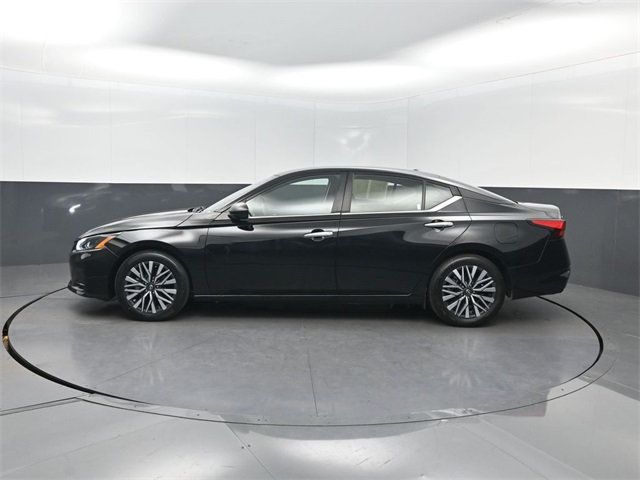 2024 Nissan Altima 2.5 SV Sedan - 22960916 - 1