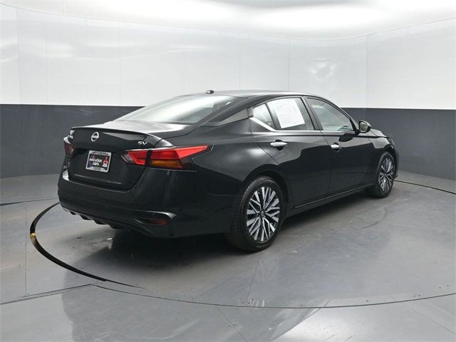 2024 Nissan Altima 2.5 SV Sedan - 22960916 - 34