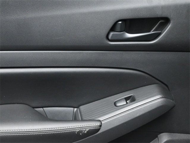 2024 Nissan Altima 2.5 SV Sedan - 22910950 - 11