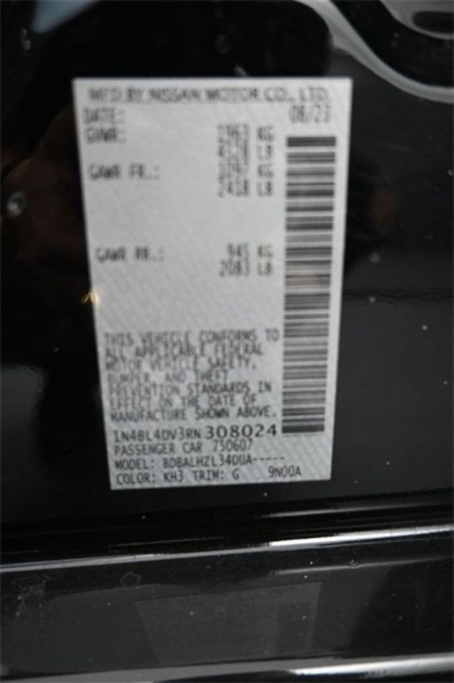 2024 Nissan Altima 2.5 SV Sedan - 22910950 - 3