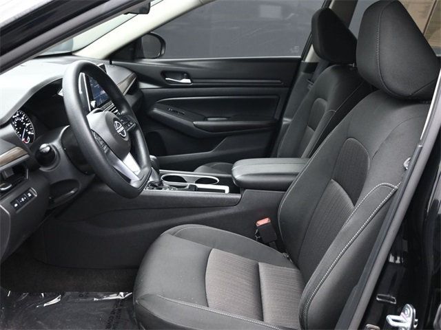 2024 Nissan Altima 2.5 SV Sedan - 22941229 - 9