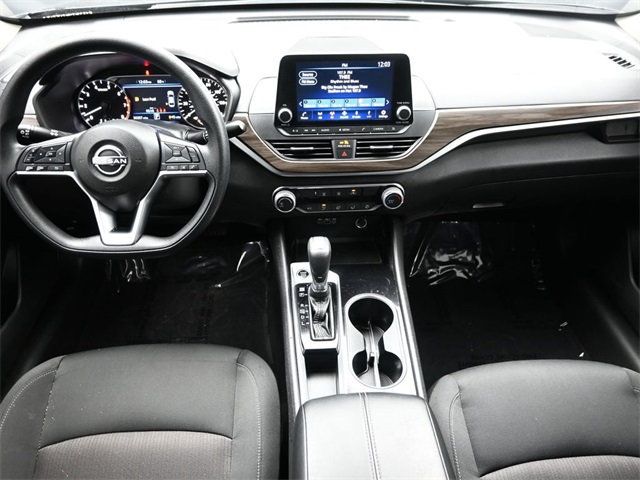 2024 Nissan Altima 2.5 SV Sedan - 22941229 - 18