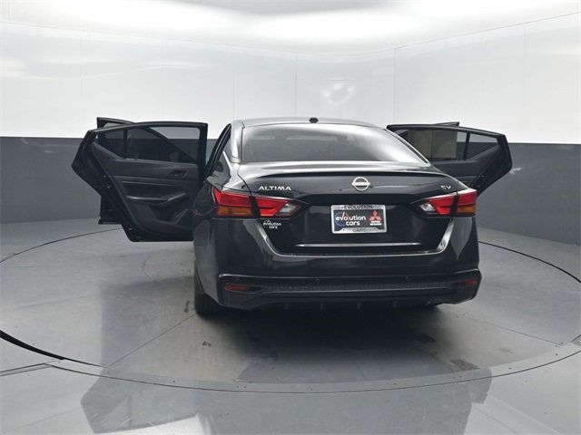 2024 Nissan Altima 2.5 SV Sedan - 22941229 - 39