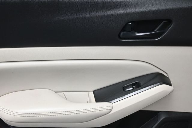 2024 Nissan Altima 2.5 SV Sedan - 23015239 - 14