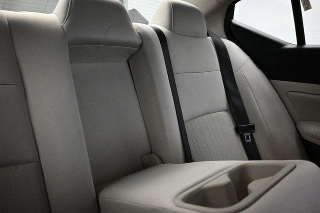 2024 Nissan Altima 2.5 SV Sedan - 23015239 - 19