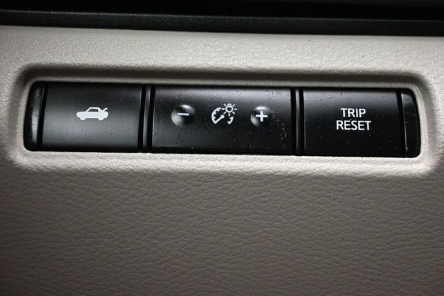 2024 Nissan Altima 2.5 SV Sedan - 23015239 - 28