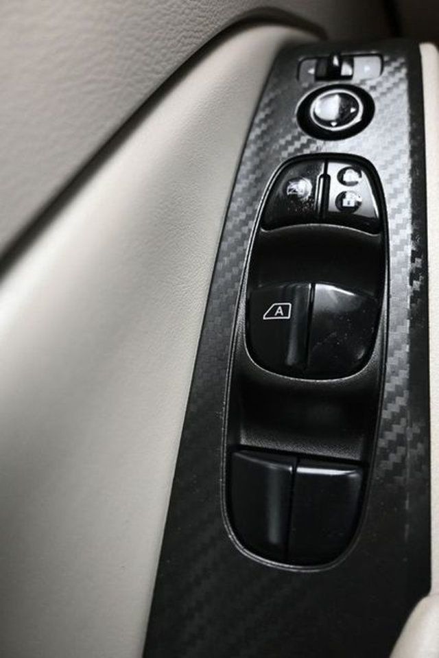 2024 Nissan Altima 2.5 SV Sedan - 23015239 - 29