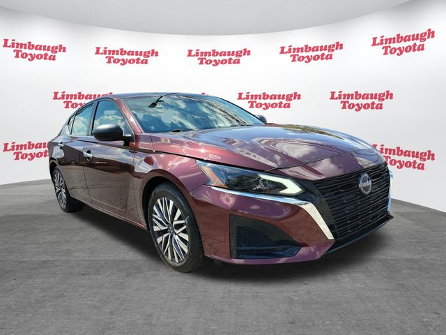 2024 Nissan Altima 2.5 SV Sedan - 22914283 - 18