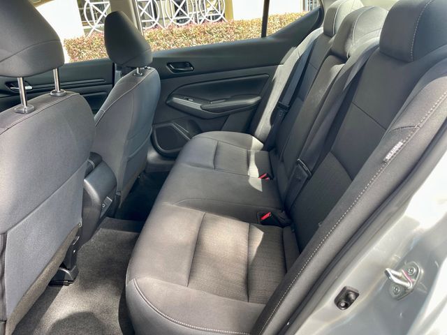 2024 Nissan Altima 2.5 SV Sedan - 22877258 - 10