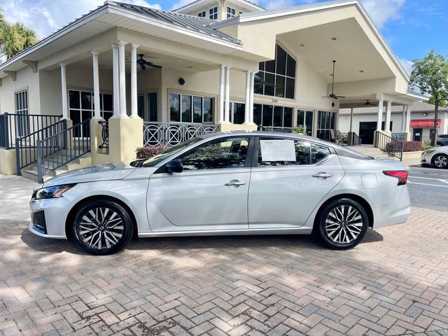 2024 Nissan Altima 2.5 SV Sedan - 22877258 - 1