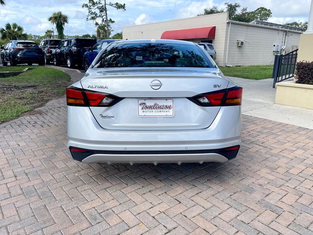 2024 Nissan Altima 2.5 SV Sedan - 22877258 - 3