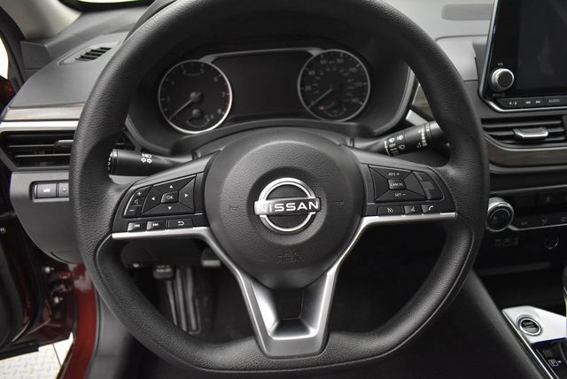 2024 Nissan Altima 2.5 SV Sedan - 23015781 - 17