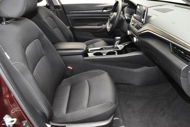 2024 Nissan Altima 2.5 SV Sedan - 23015781 - 23