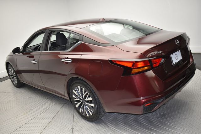 2024 Nissan Altima 2.5 SV Sedan - 23015781 - 6