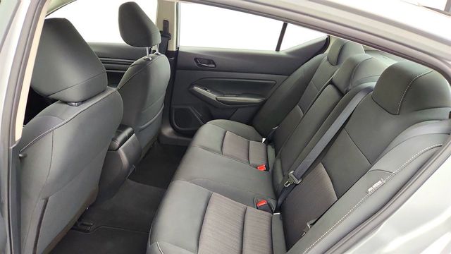 2024 Nissan Altima 2.5 SV Sedan - 23079835 - 19
