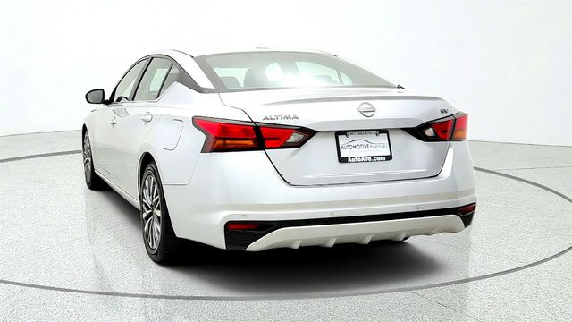 2024 Nissan Altima 2.5 SV Sedan - 23079835 - 5