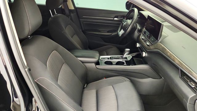 2024 Nissan Altima 2.5 SV Sedan - 23081739 - 22