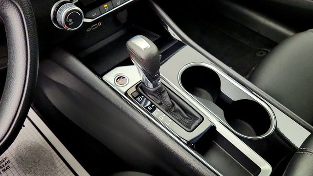 2024 Nissan Altima 2.5 SV Sedan - 23100328 - 14