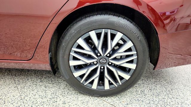 2024 Nissan Altima 2.5 SV Sedan - 23100328 - 8
