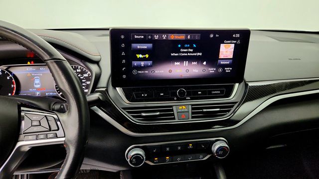 2024 Nissan Altima SR Sedan w/ Premium Pkg & Moonroof - 23091442 - 16