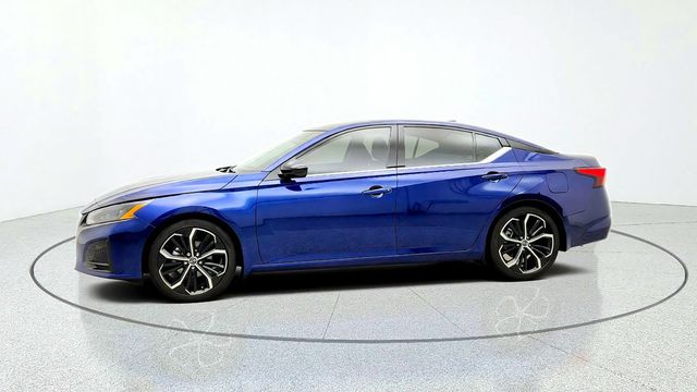 2024 Nissan Altima SR Sedan w/ Premium Pkg & Moonroof - 23091442 - 7