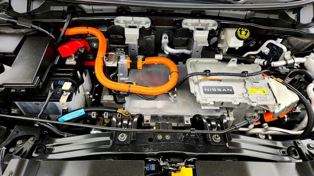 2024 Nissan ARIYA ENGAGE e-4ORCE AWD w/ Illuminated Kick Plates - 23036256 - 24