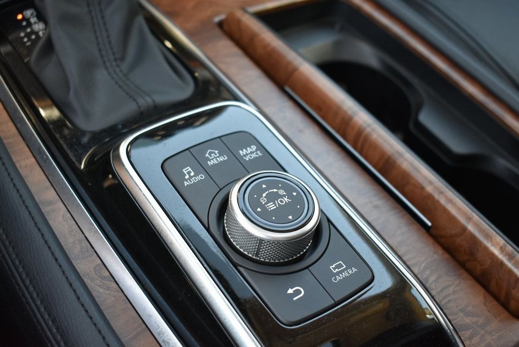 2024 Nissan Armada SL photo 27