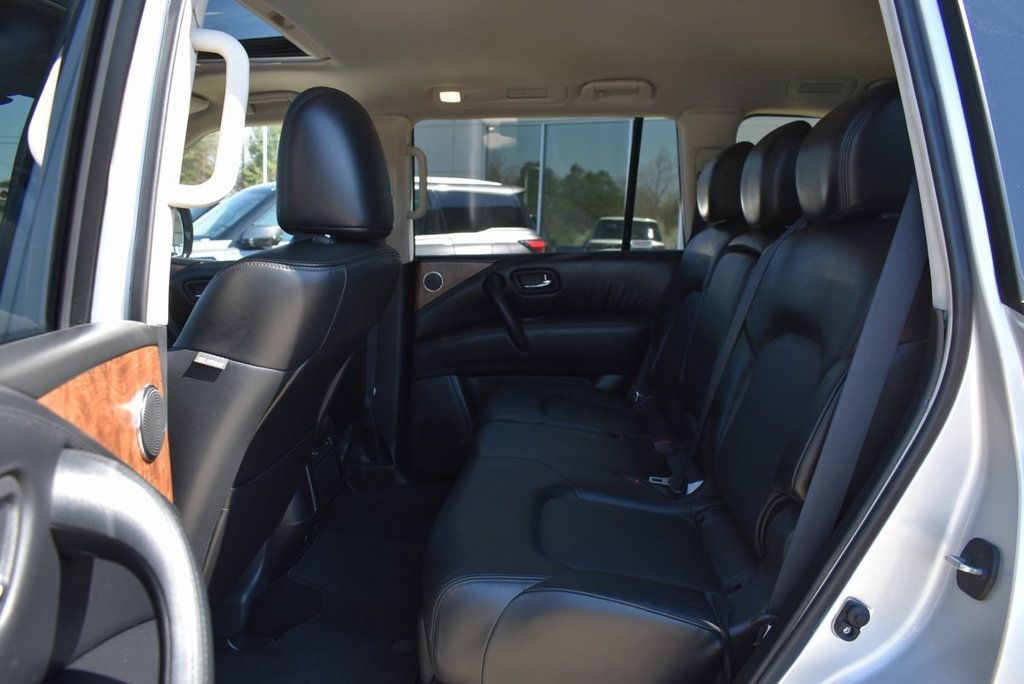 2024 Nissan Armada SL photo 33